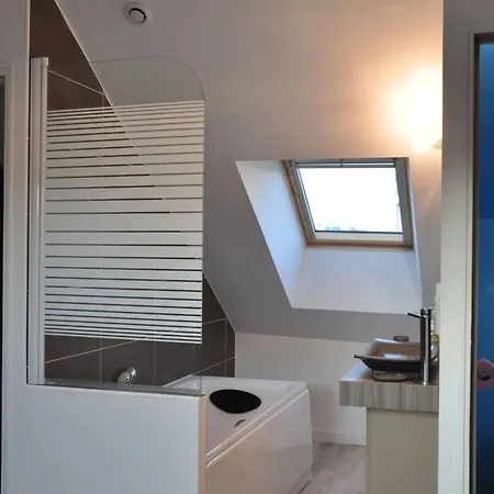 Appartement Cosy A Charleville-Mezieres, 60 M² Avec Vue Lägenhet