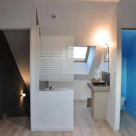 Lägenhet Appartement Cosy A Charleville-Mezieres, 60 M² Avec Vue